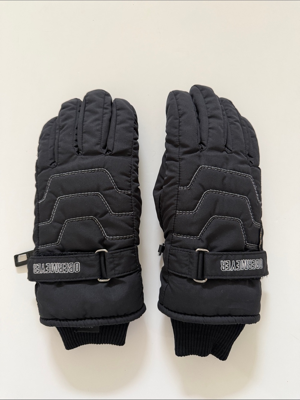 Obermeyer Women's Black Quilted Insulated Ski Gloves Wrist Straps Size L GoreTex